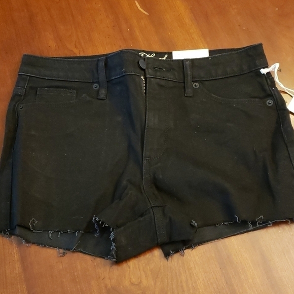 UNIVERSAL Threads High-Rise Shortie Shorts NWT - Picture 1 of 13